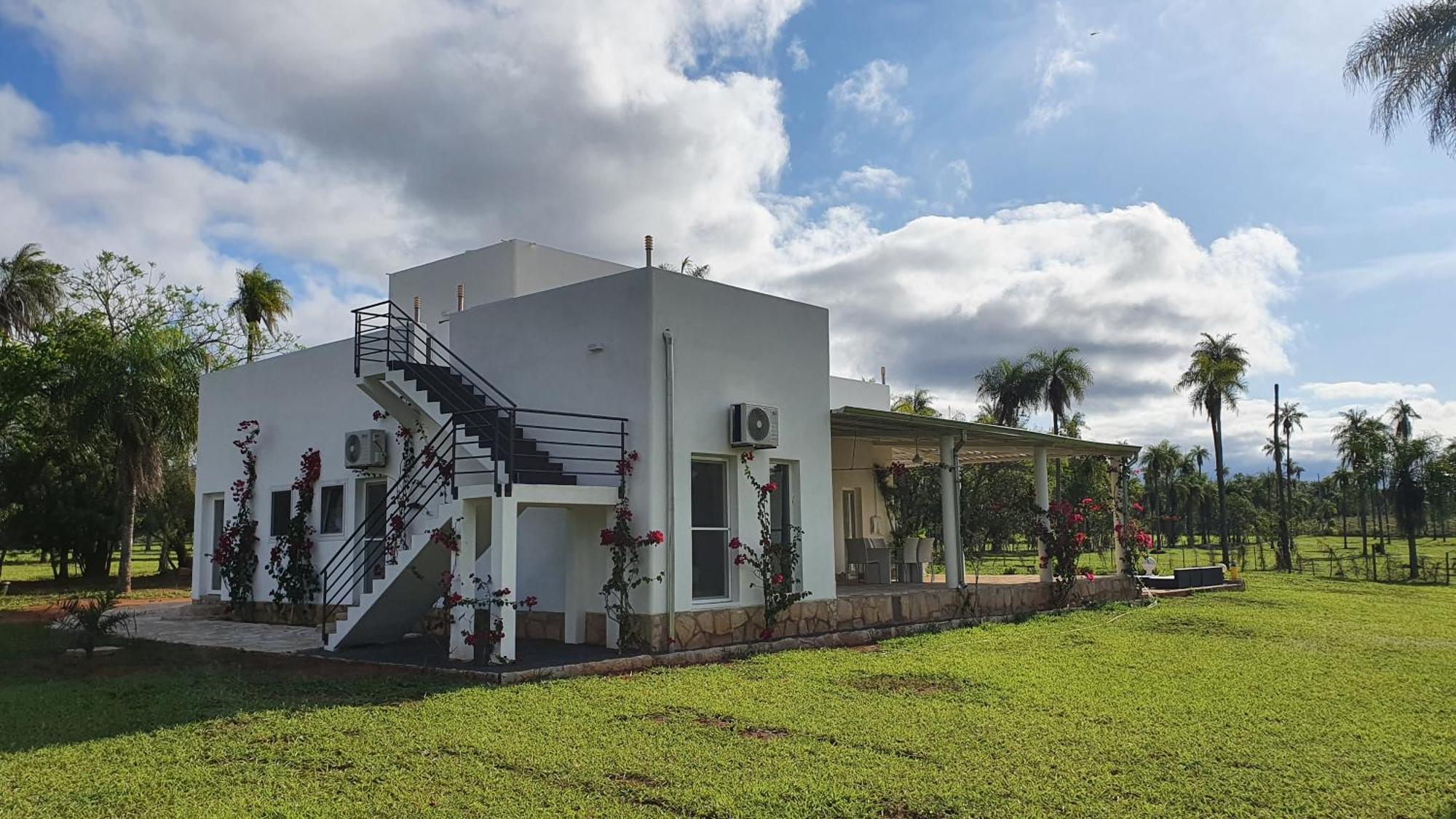 Residencia De Coco, Kunstlerhaus In Piribebuy,ヴィラ エクステリア 写真